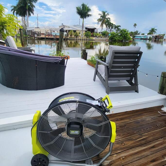 Вілла Cay Cove Retreat Matlacha Екстер'єр фото