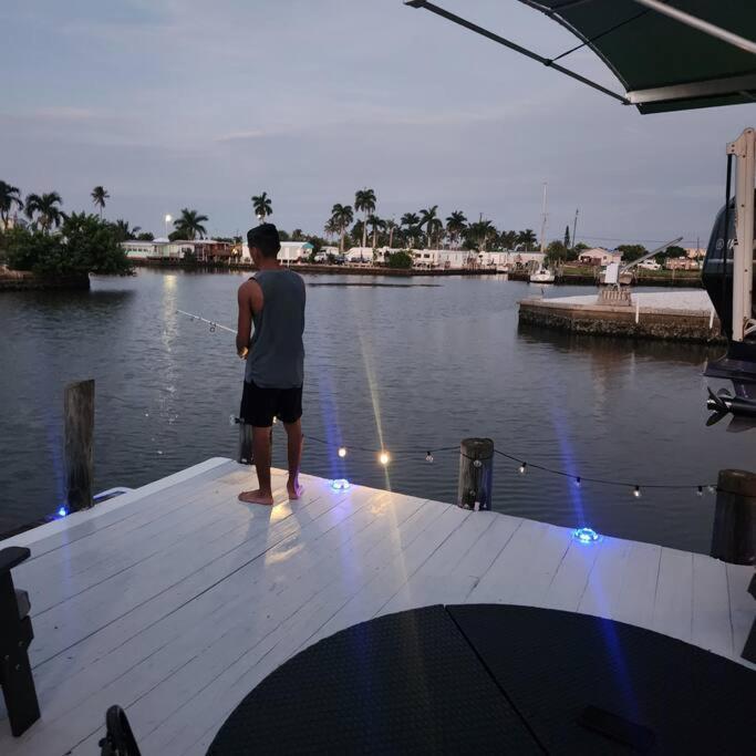 Вілла Cay Cove Retreat Matlacha Екстер'єр фото