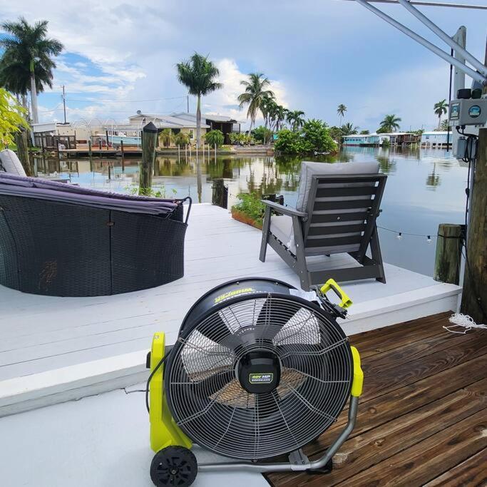 Вілла Cay Cove Retreat Matlacha Екстер'єр фото