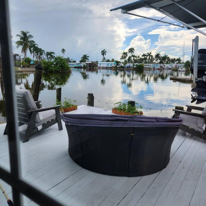 Вілла Cay Cove Retreat Matlacha Екстер'єр фото
